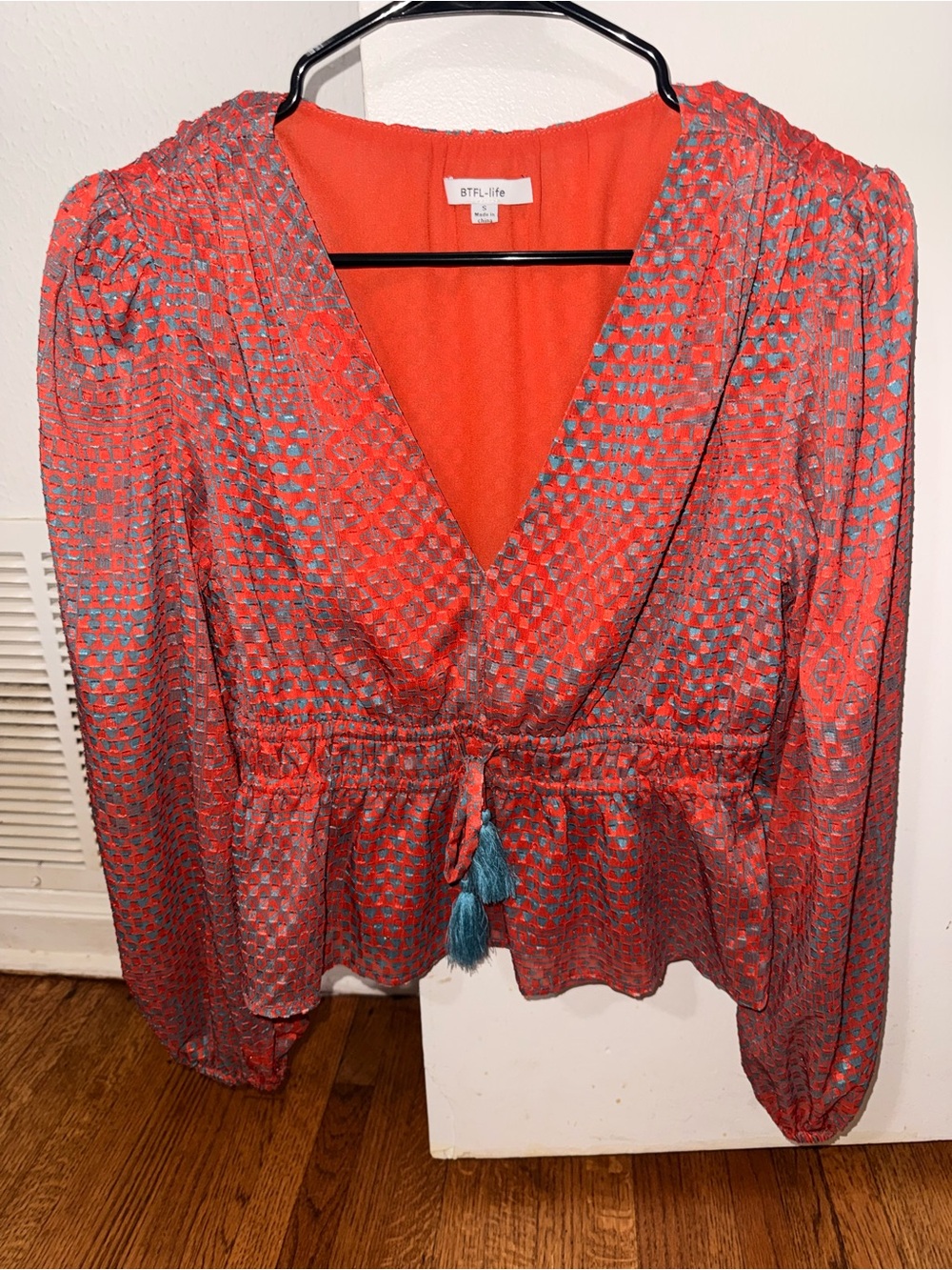 BTFL Life Coral V-Neck Tie-Waist Blouse with Teal Accents